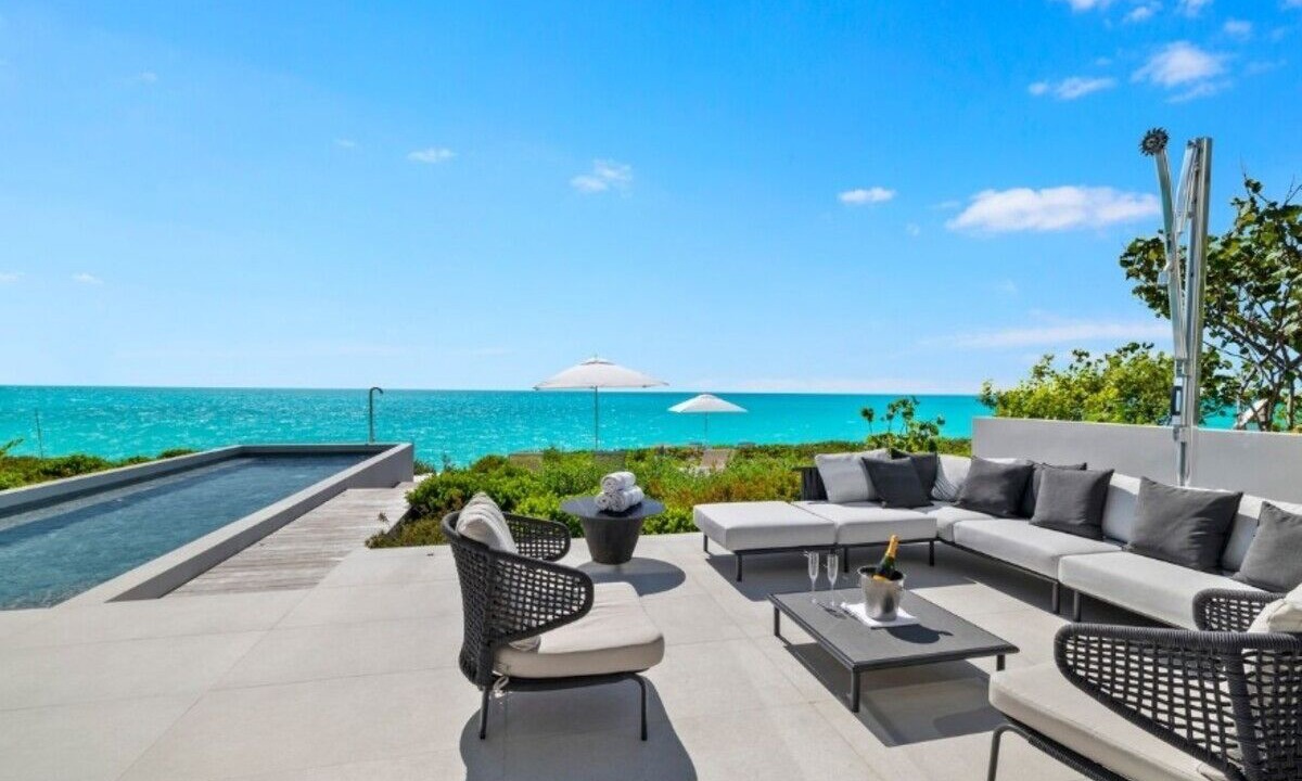 Photo of Outdoor in Long Bay Hills