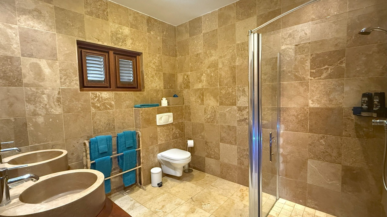 Photo of Bathroom in Oranjestad-West