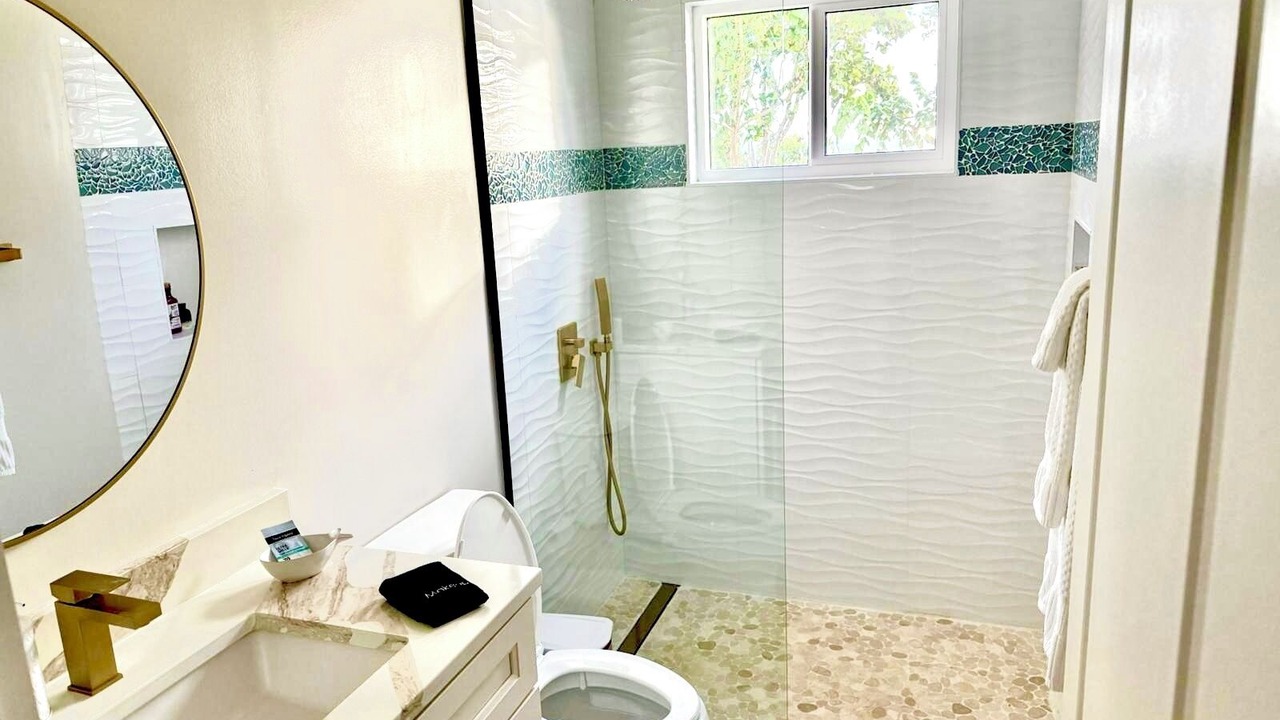 Photo of Bathroom in Great Guana Cay