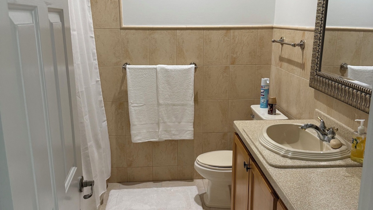Photo of Bathroom in Bahamia West