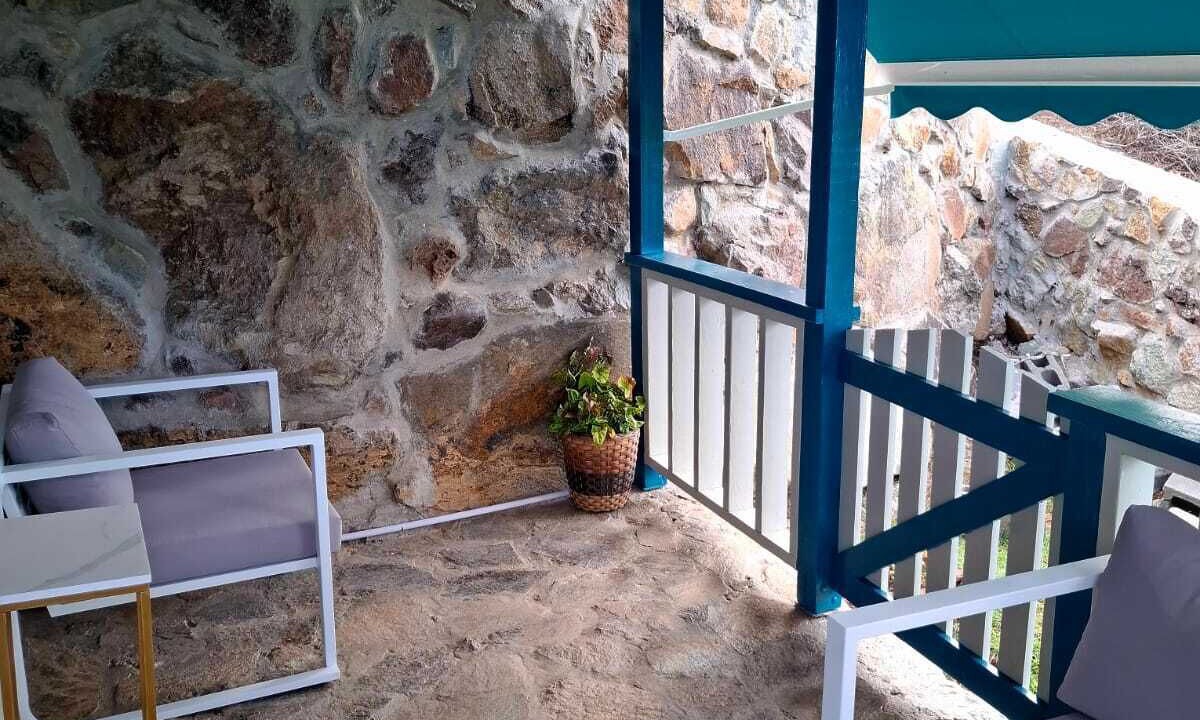 Photo of Patio Balcony in Johnson's Point