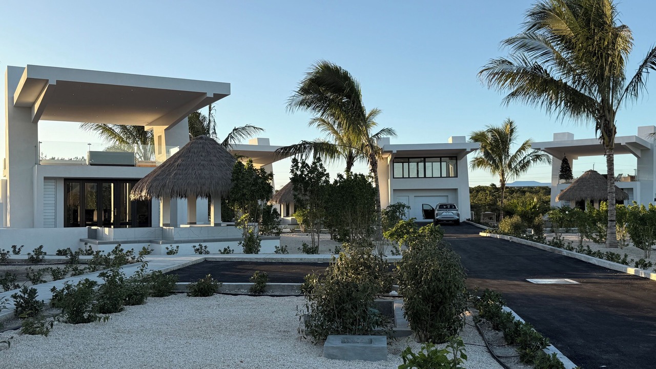Photo of Outdoor in Long Bay Hills
