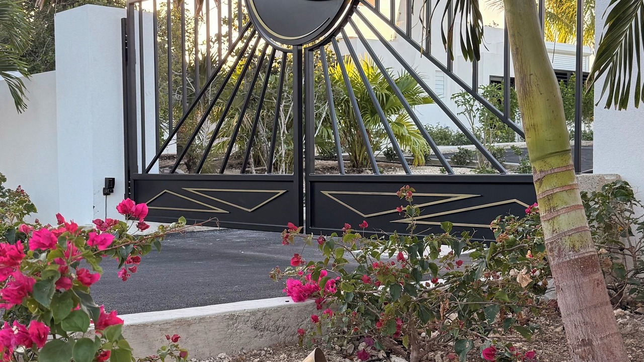Photo of Outdoor in Long Bay Hills