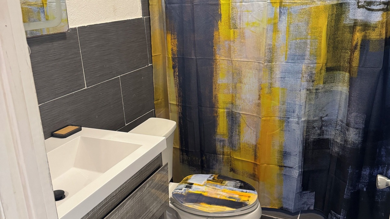 Photo of Bathroom in Spanish Wells