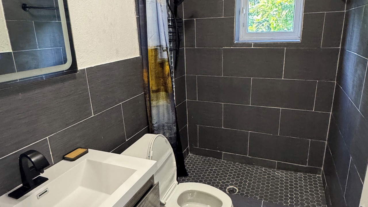 Photo of Bathroom in Spanish Wells