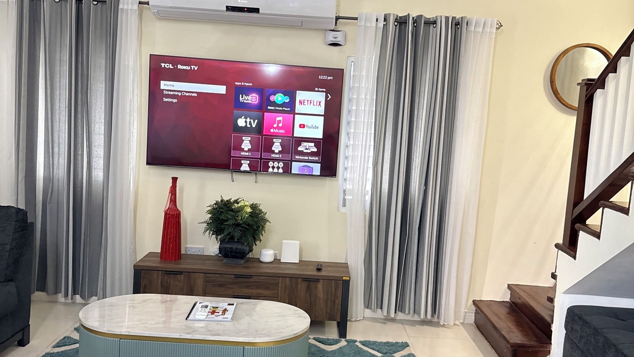 Photo of Livingroom in St. Ann's Bay