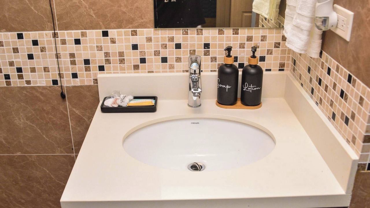 Photo of Bathroom in Eden Gardens