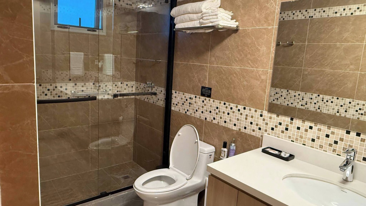 Photo of Bathroom in Eden Gardens