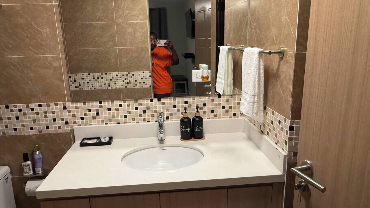 Photo of Bathroom in Eden Gardens