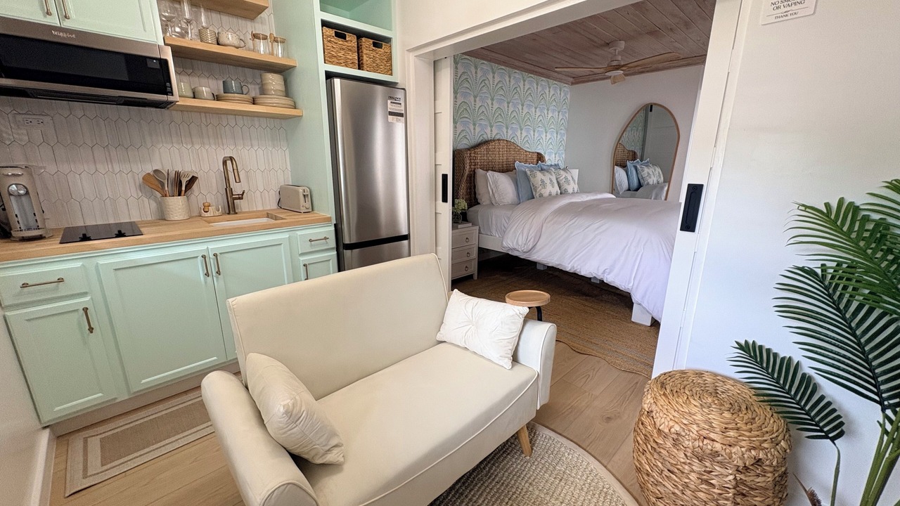 Photo of Bedroom in Dunmore Town