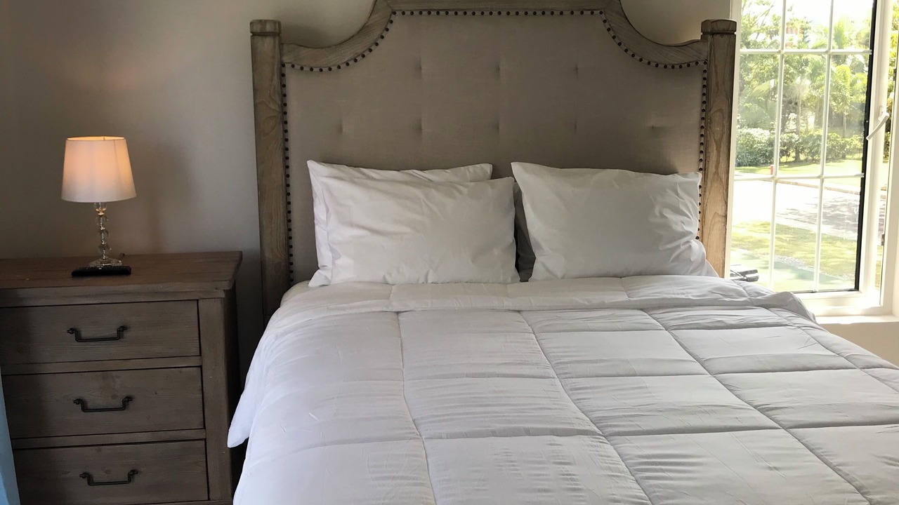 Photo of Bedroom in Orange Bay