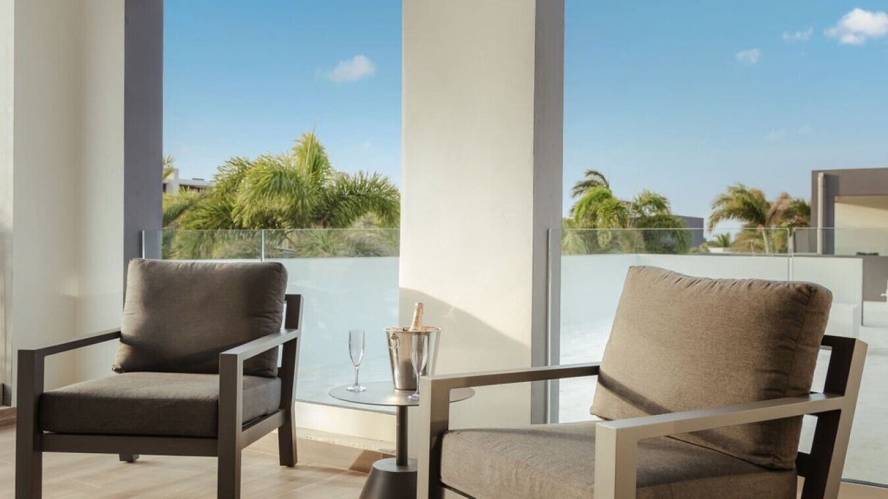 Photo of Patio Balcony in Tuscany Residence Aruba
