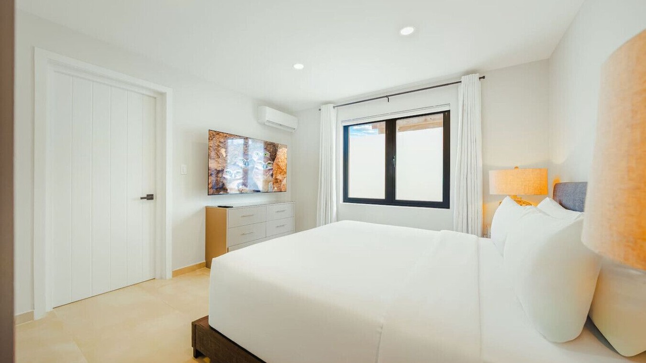 Photo of Bedroom in Opal