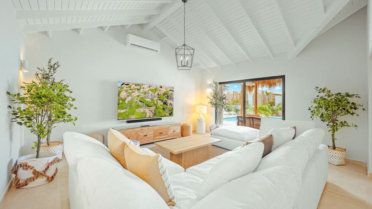 Photo of Livingroom in Opal