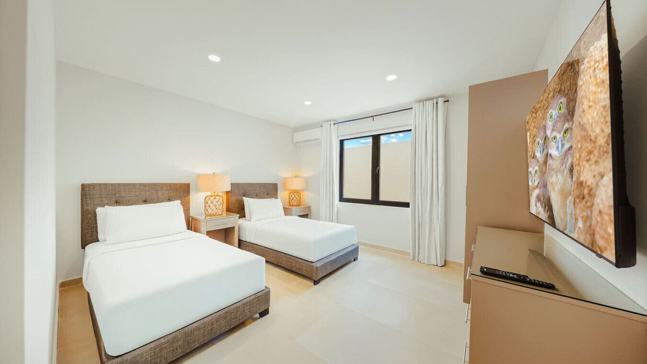 Photo of Bedroom in Opal