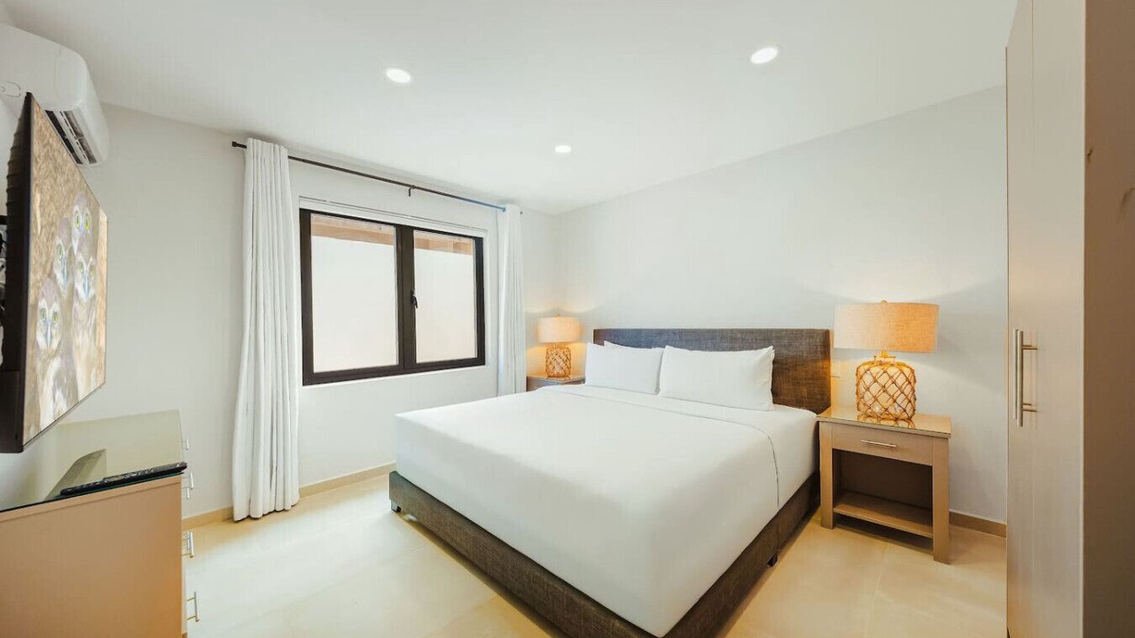 Photo of Bedroom in Opal