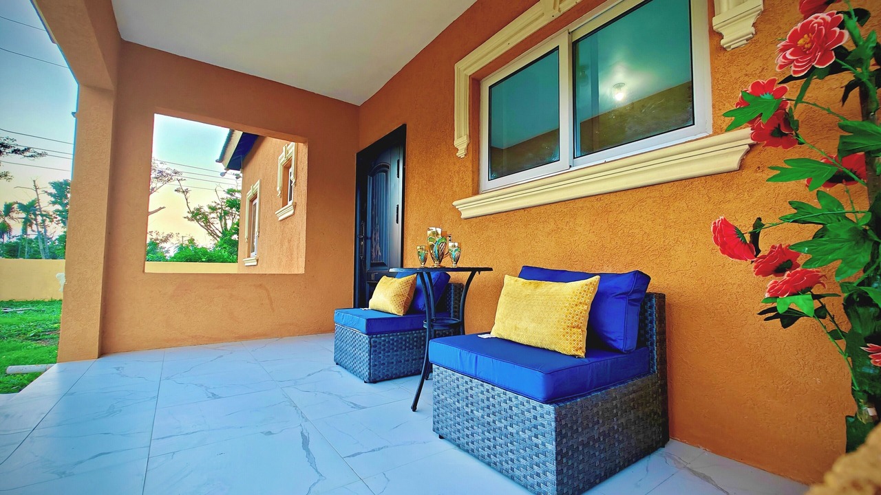 Photo of Patio Balcony in Runaway Bay