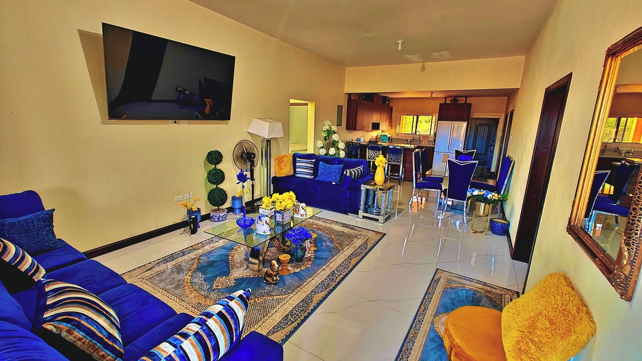 Photo of Livingroom in Runaway Bay