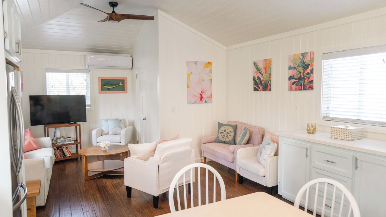 Photo of Livingroom in Dunmore Town