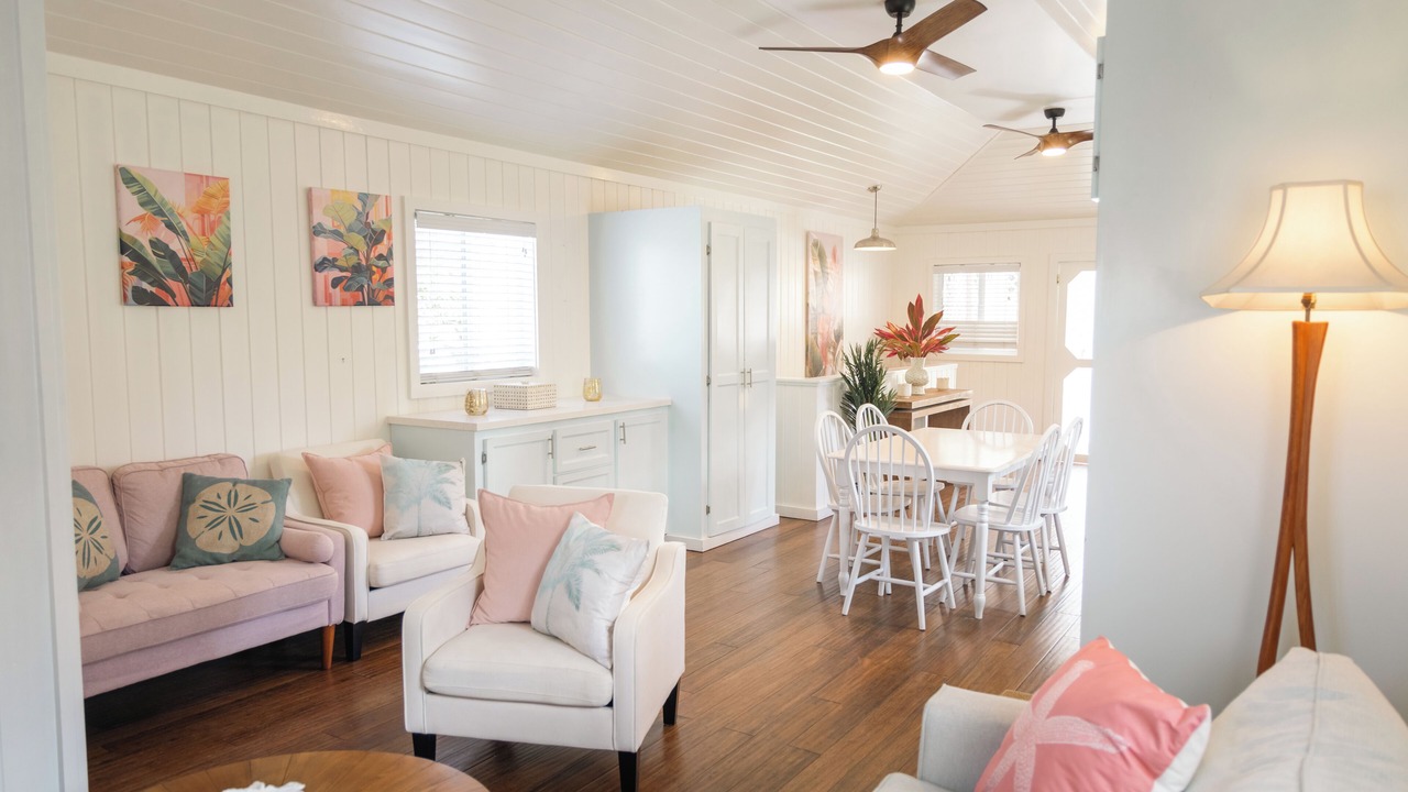 Photo of Livingroom in Dunmore Town