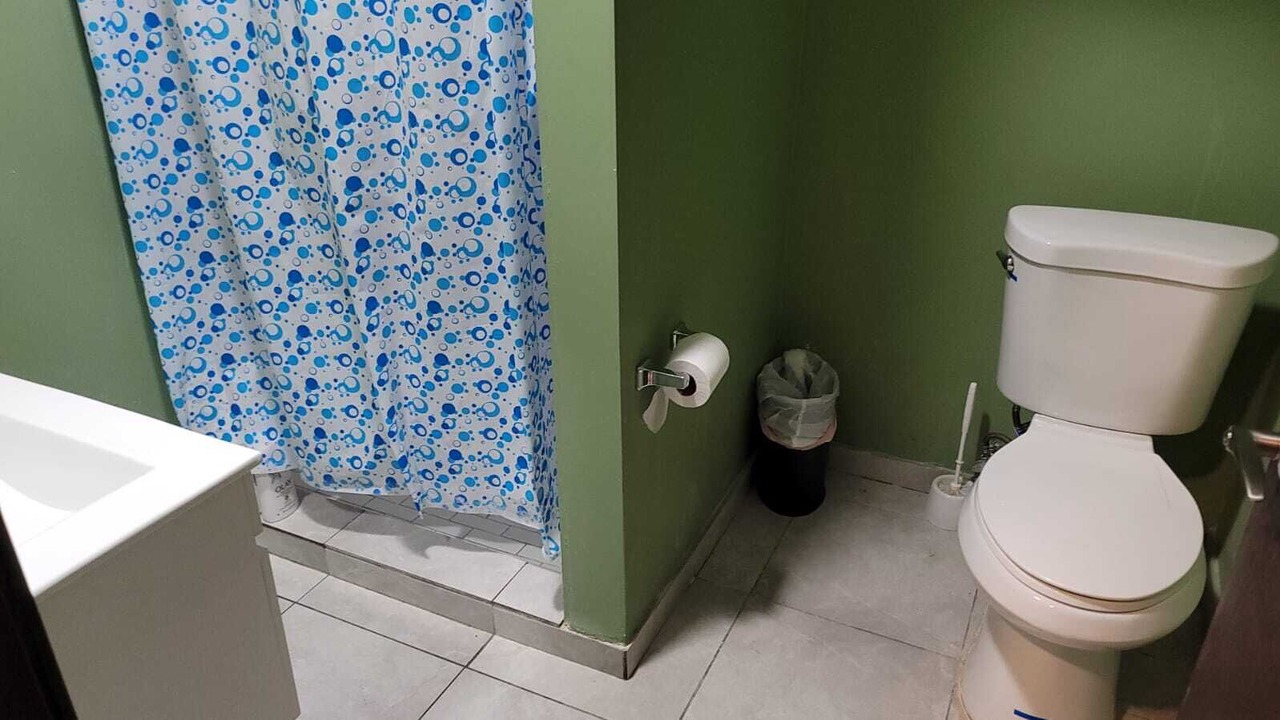 Photo of Bathroom in Hato Rey Central