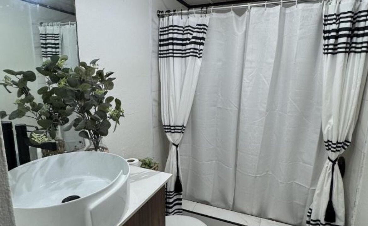 Photo of Bathroom in Camperdown