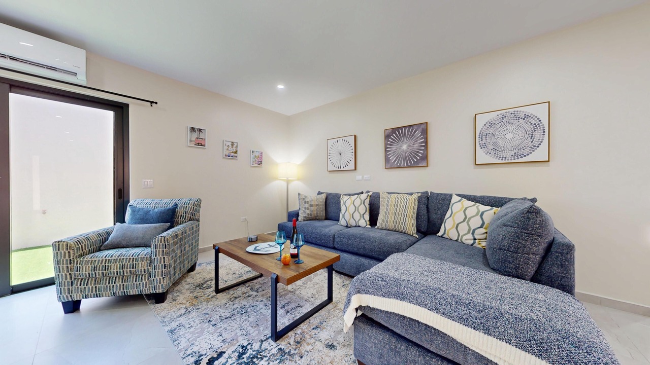 Photo of Livingroom in Opal