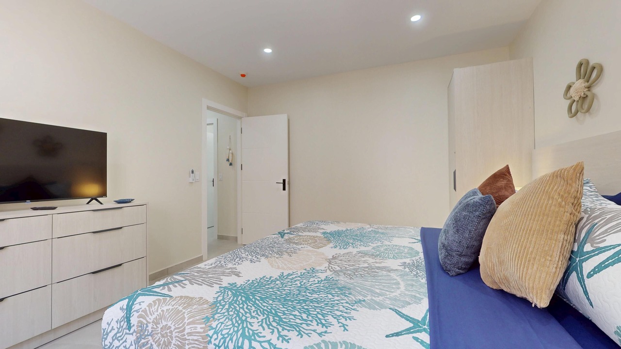 Photo of Bedroom in Opal