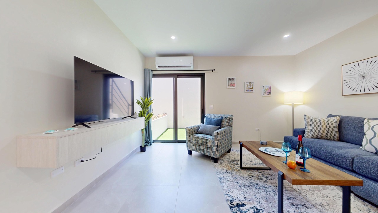 Photo of Livingroom in Opal