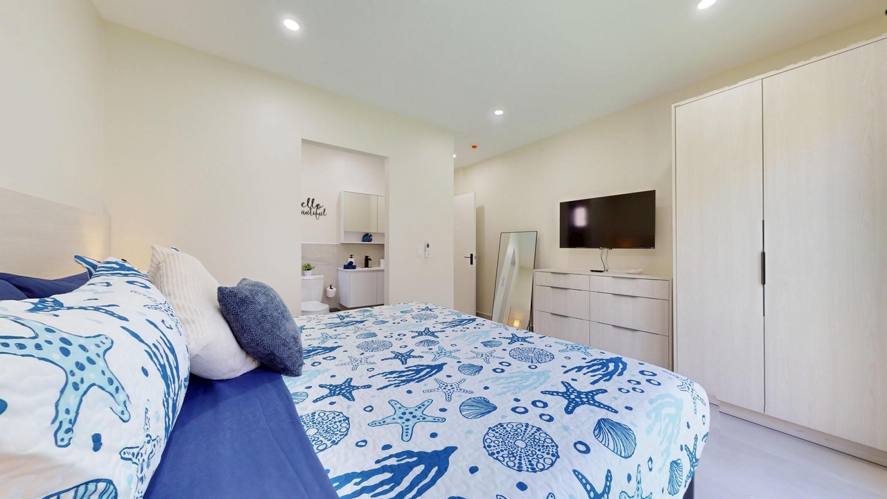 Photo of Bedroom in Opal