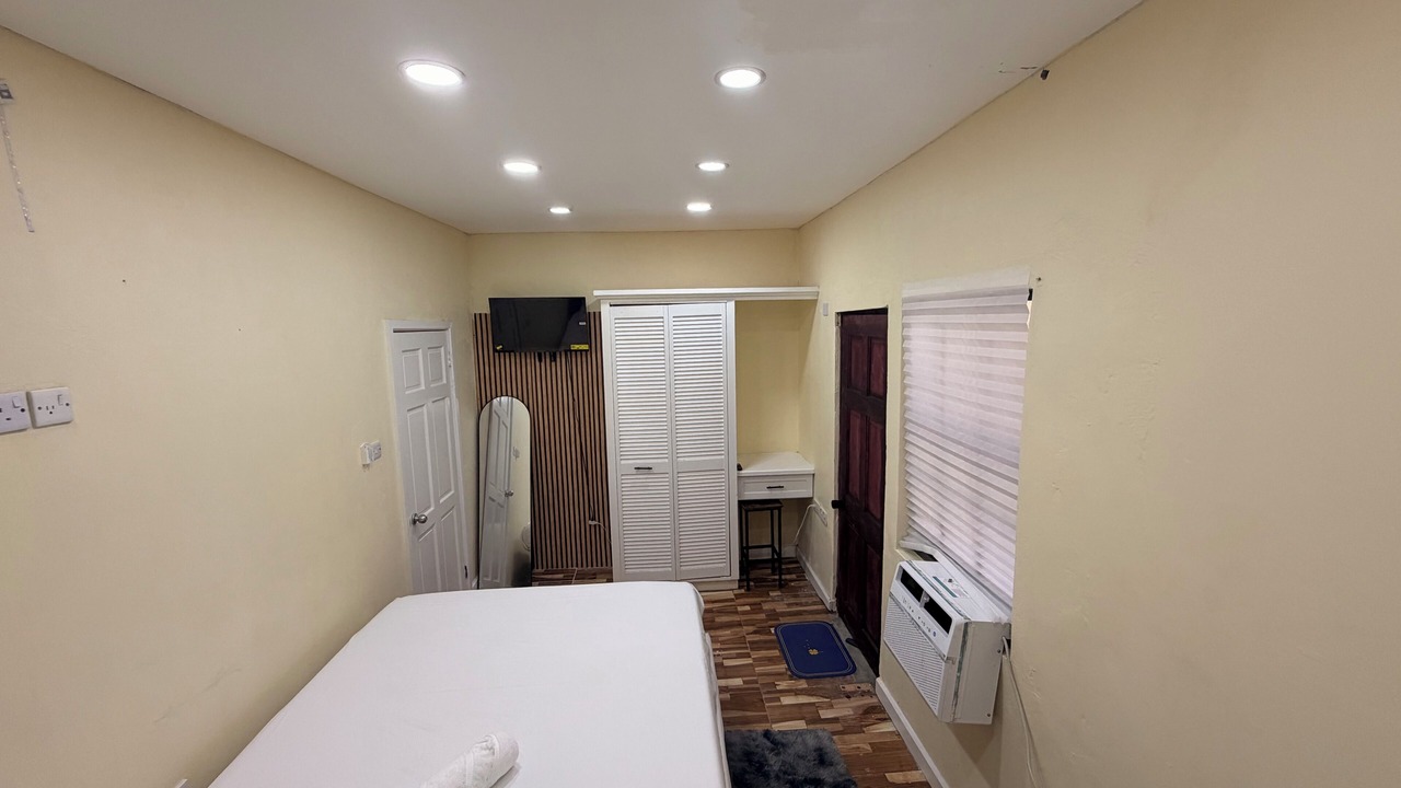 Photo of Bedroom in St. George's