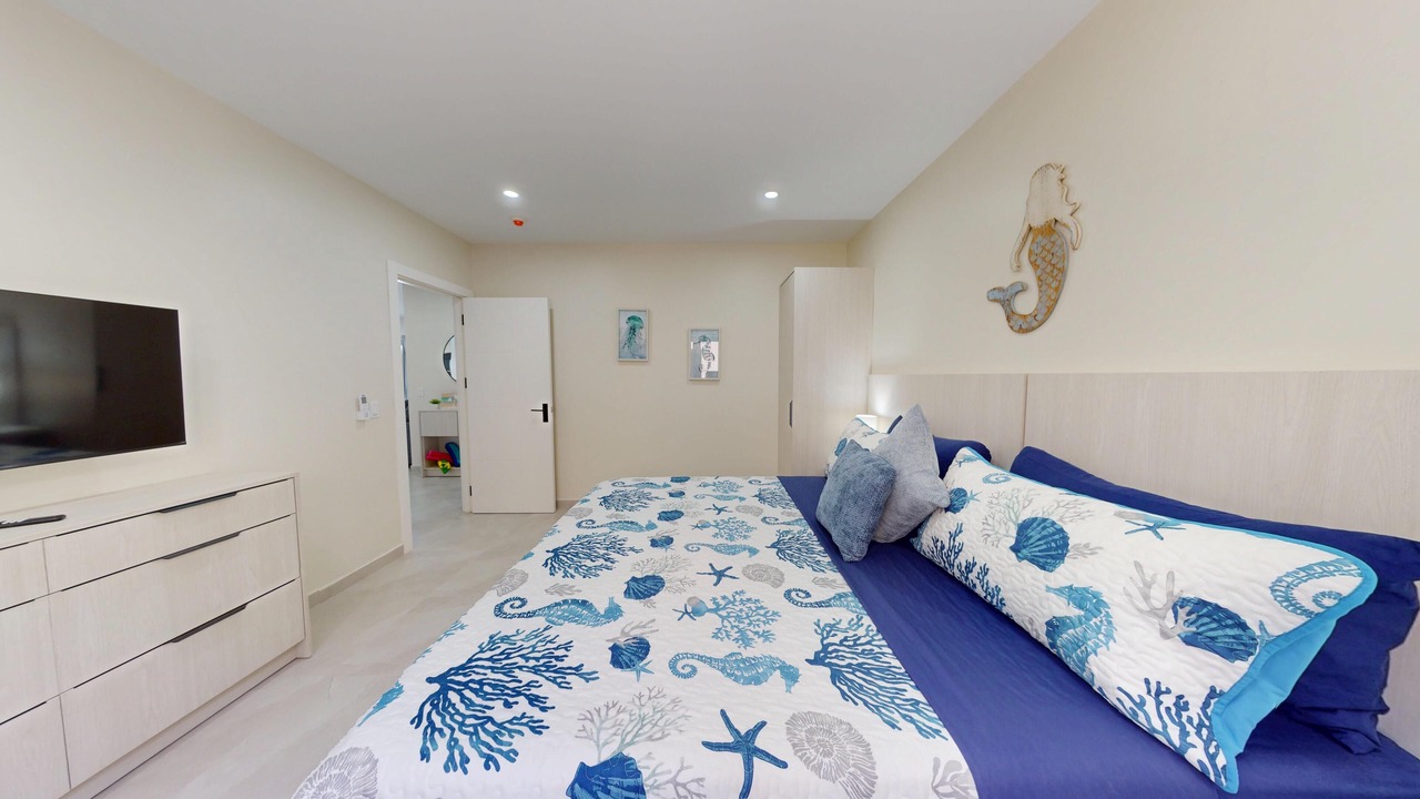 Photo of Bedroom in Opal