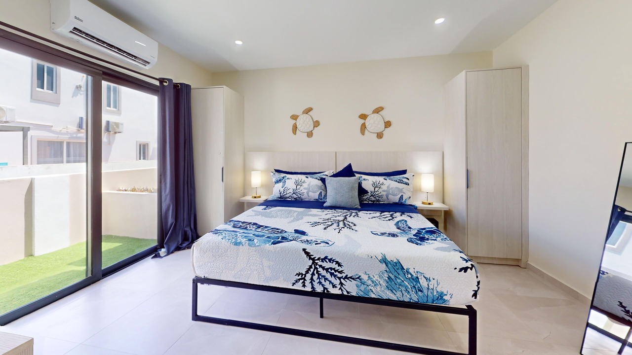 Photo of Bedroom in Opal