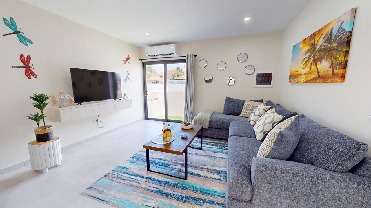 Photo of Livingroom in Opal
