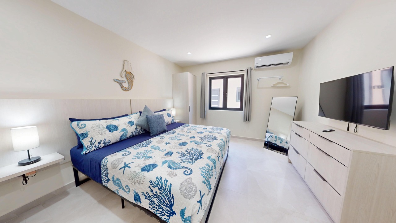 Photo of Bedroom in Opal
