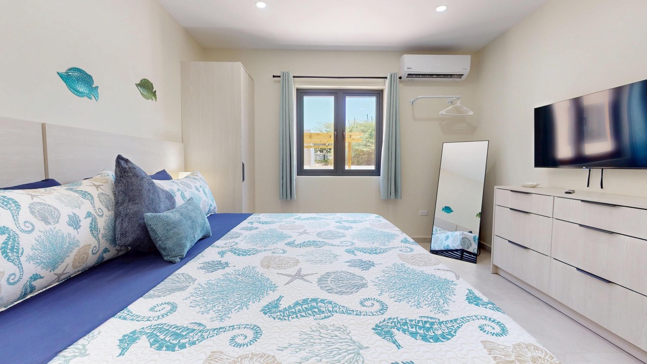 Photo of Bedroom in Opal