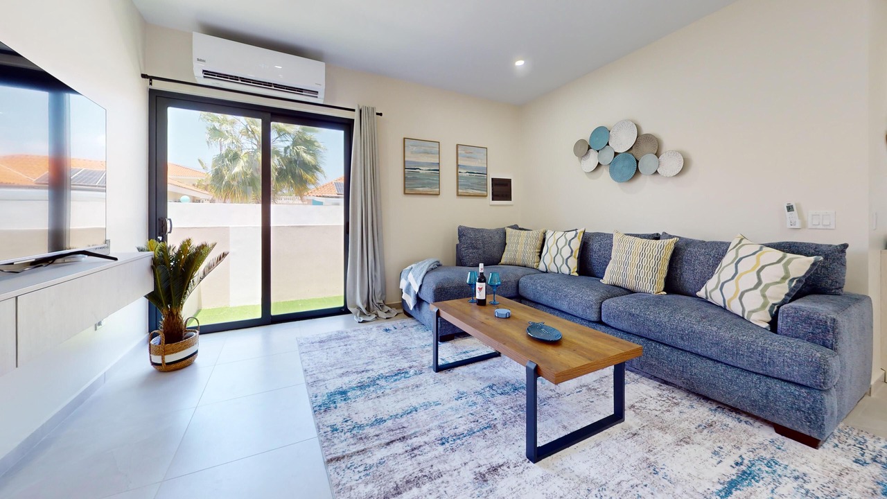 Photo of Livingroom in Opal