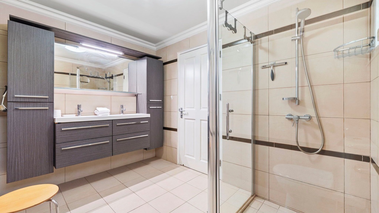 Photo of Bathroom in Boegoeroei