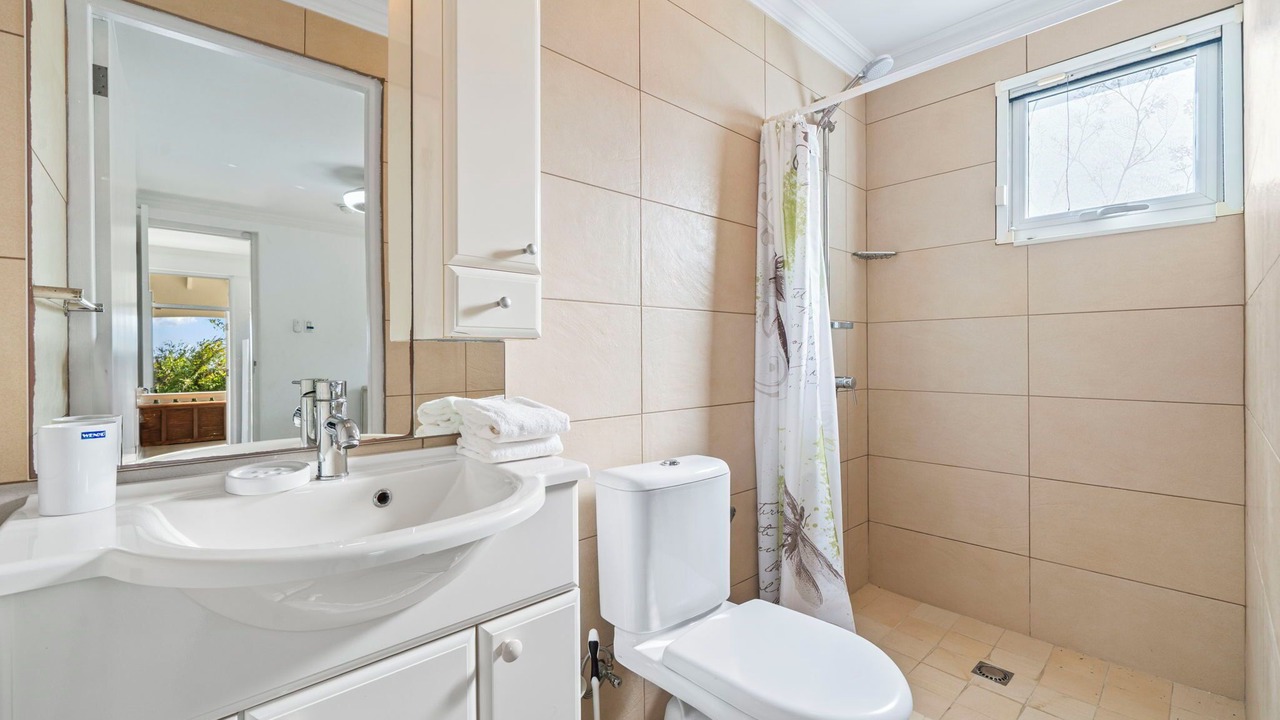 Photo of Bathroom in Boegoeroei