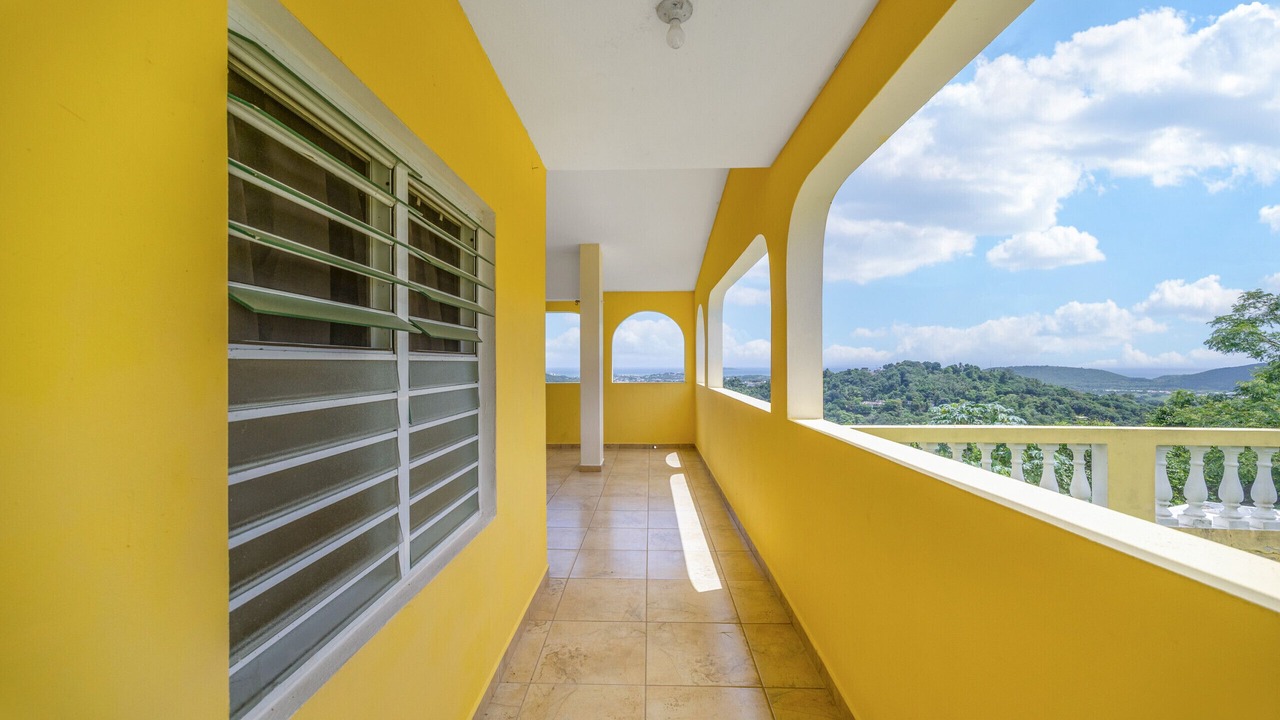 Photo of Patio Balcony in Florencio