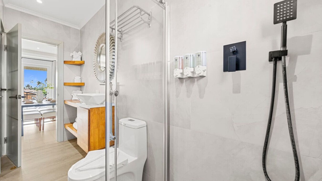 Photo of Bathroom in Ponton