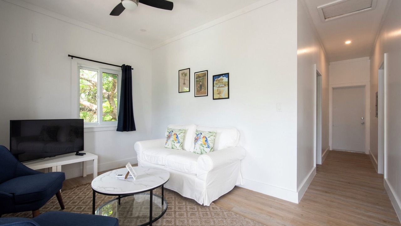 Photo of Livingroom in Governor's Harbour