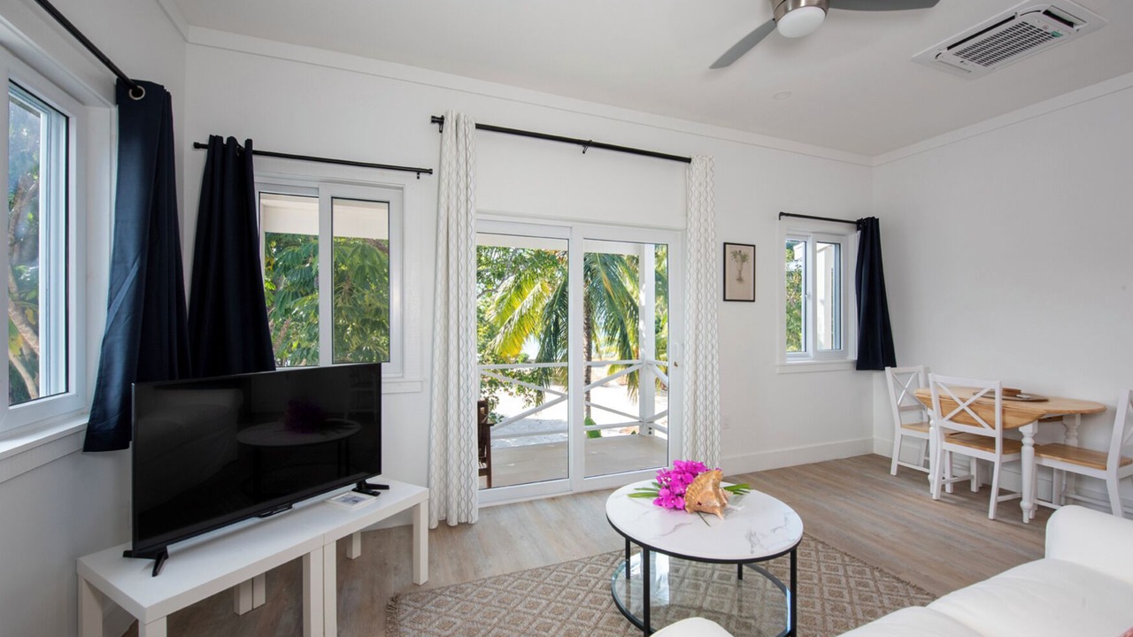 Photo of Livingroom in Governor's Harbour