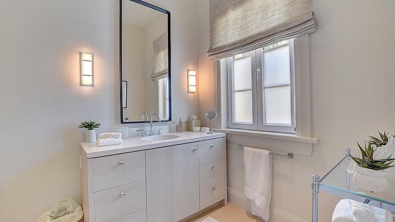 Photo of Bathroom in West Grand Bahama