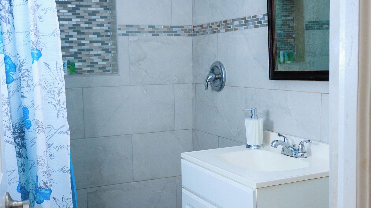 Photo of Bathroom in Choiseul Quarter