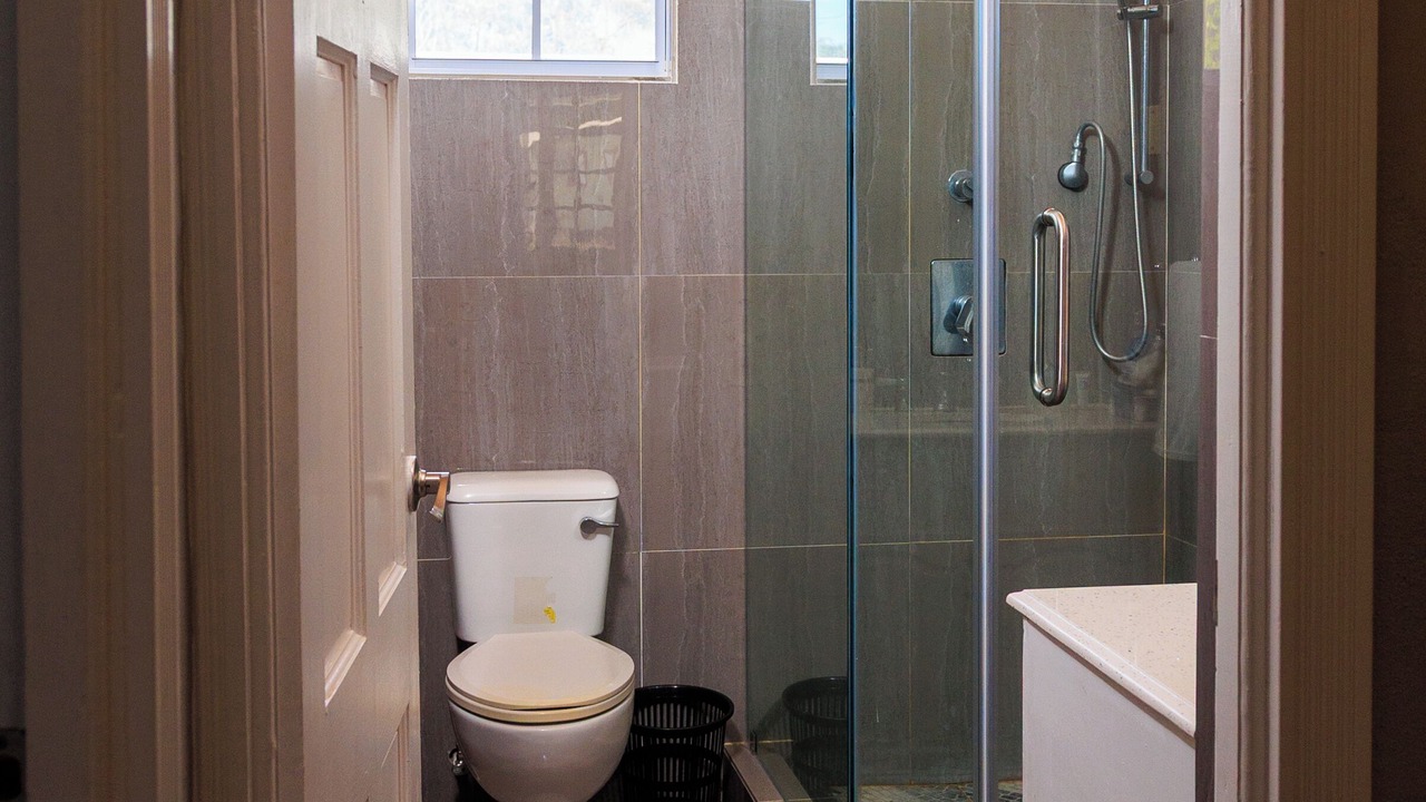 Photo of Bathroom in Choiseul Quarter
