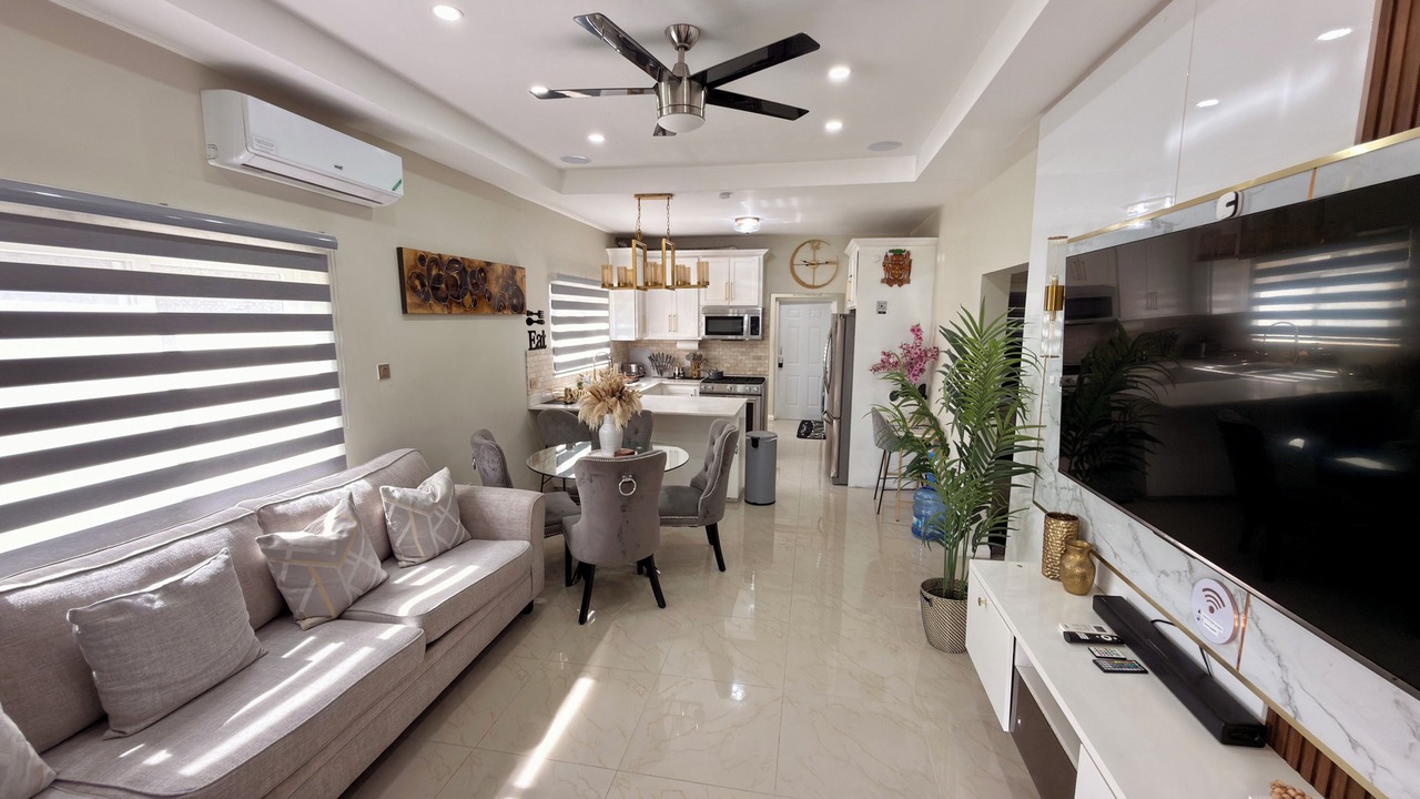 Photo of Livingroom in Ocho Rios