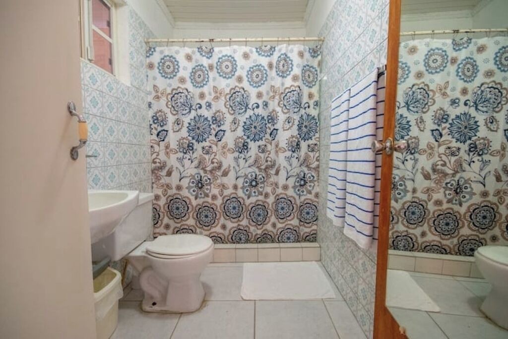 Photo of Bathroom in Lago Heights