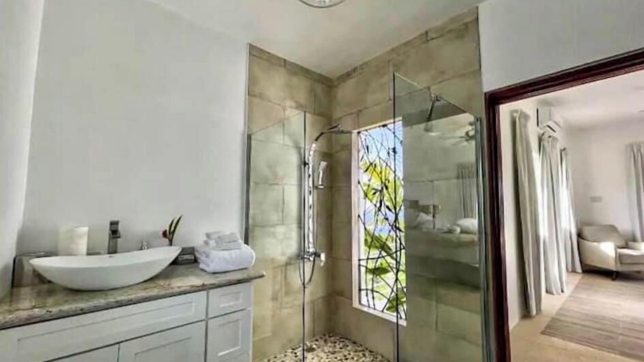 Photo of Bathroom in Oracabessa