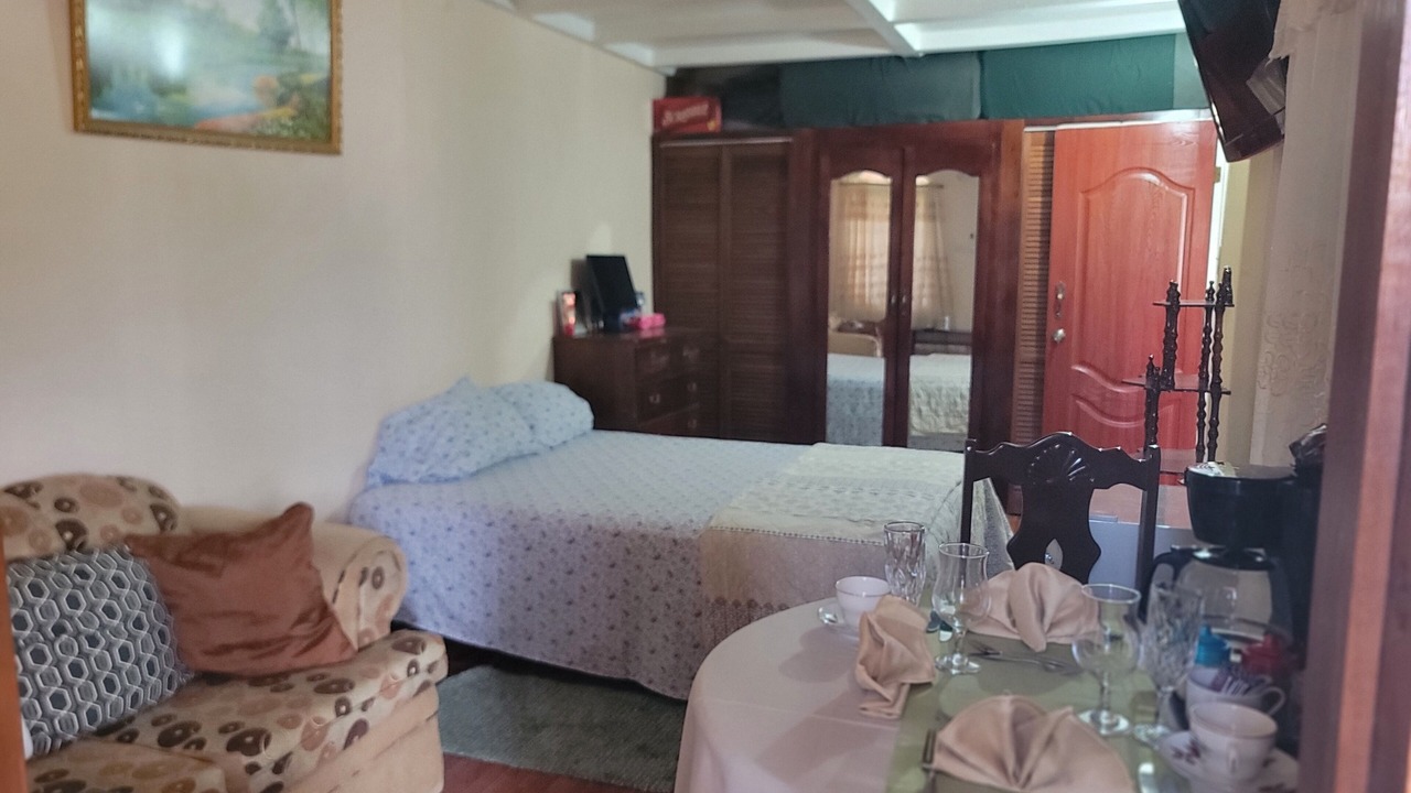 Photo of Bedroom in Caribbean Estates